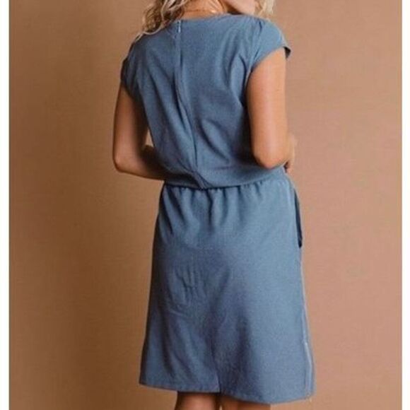 NWOT Albion Fit Going Places Light Chambray Cap Sleeve Dress Large - Picture 2 of 13